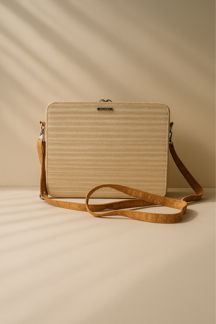 Eco-conscious iPad protective sleeve-box handcrafted design