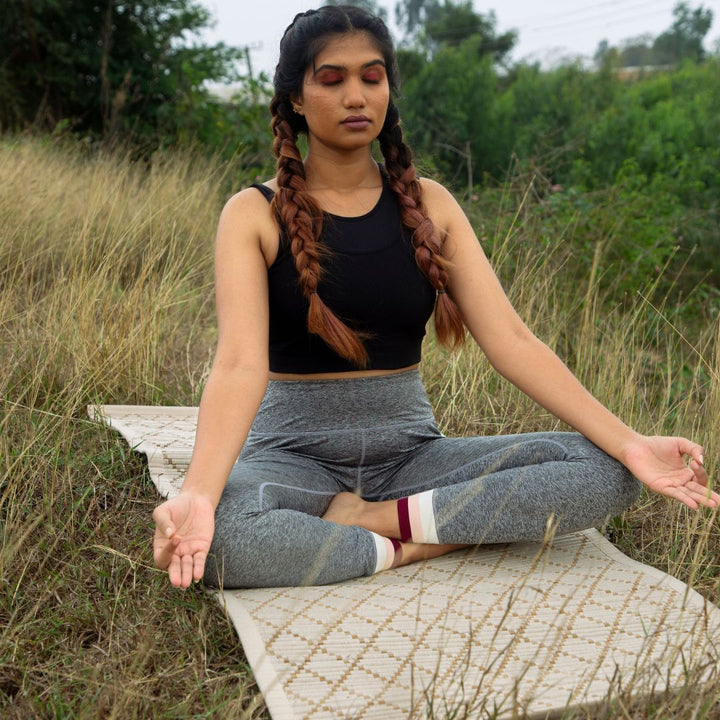 Sustainable banana fiber yoga mat – eco-friendly plant-based yoga accessory