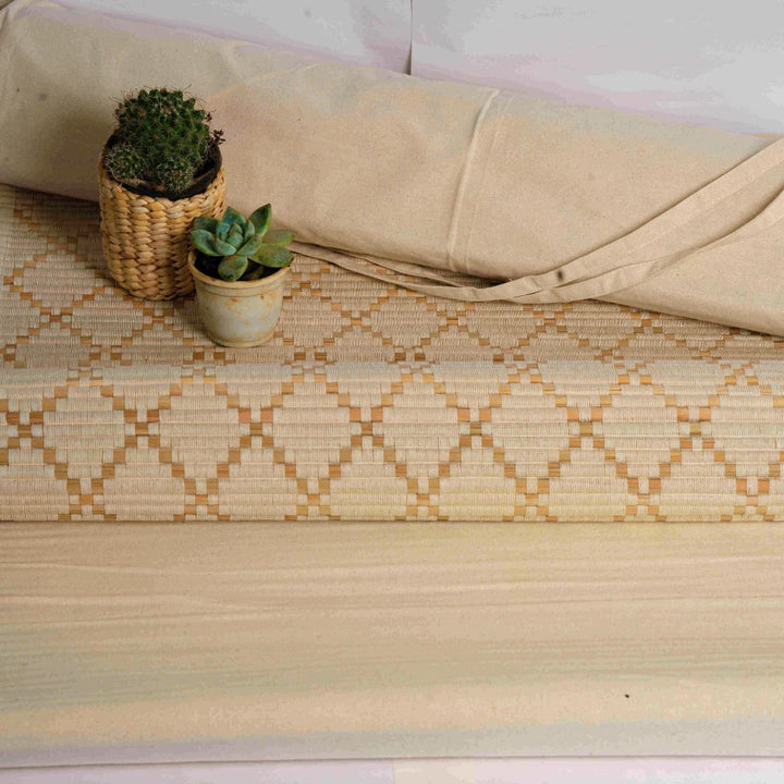 Sustainable banana fiber yoga mat – eco-friendly plant-based yoga accessory